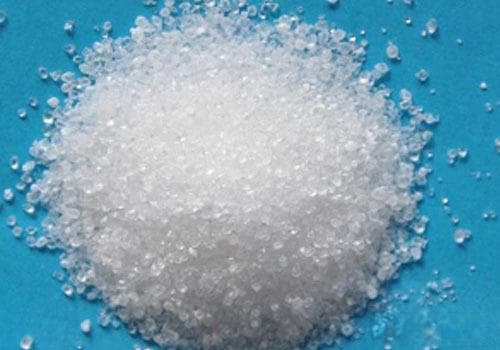 鱼缸水垢清洁全攻略：三种实用方法让鱼缸焕然一新