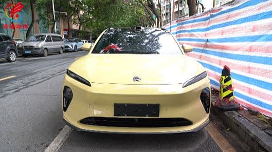 提车首日自动泊车变撞车！蔚来：非产品问题