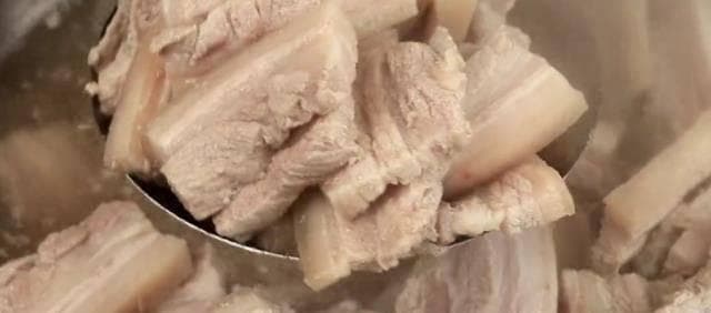 高端版红烧五花肉，腌制方法很重要，口感软嫩不油不腻！
