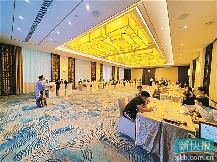 相亲≈没人要？越来越多年轻人接受相亲
