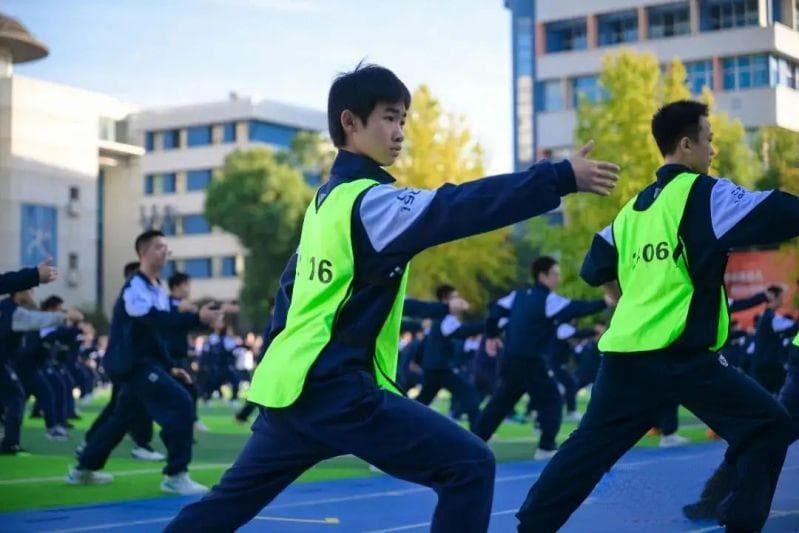长郡中学：一天三节25分钟大课间，体育活动丰富多彩