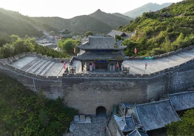 雁门关为何有中华第一关的美誉？三关冲要无双地，九塞尊崇第一关
