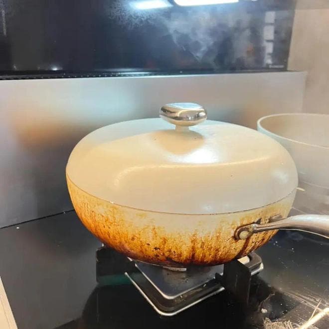 事实证明！这10种锅不能在燃气灶上使用，用过的我：长记性了！
