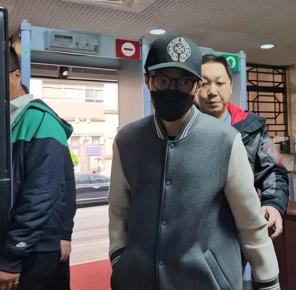 李威涉凶杀案第三次被传唤，妻子也知情遭警方调查，已有4人被捕
