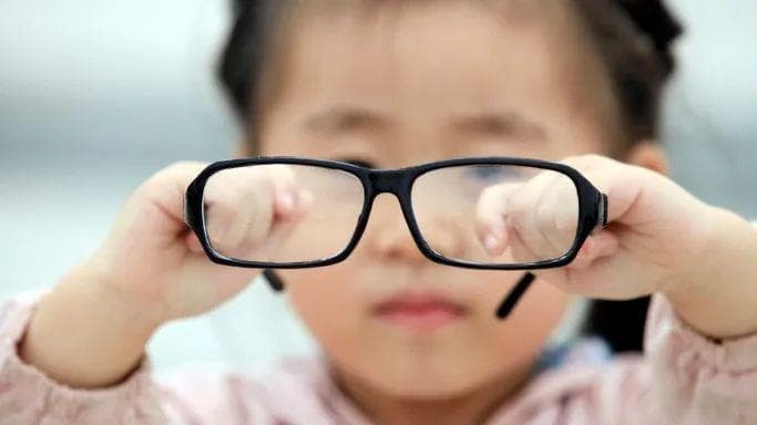 你有注意看孩子的角膜曲率吗？没想到它这么重要！