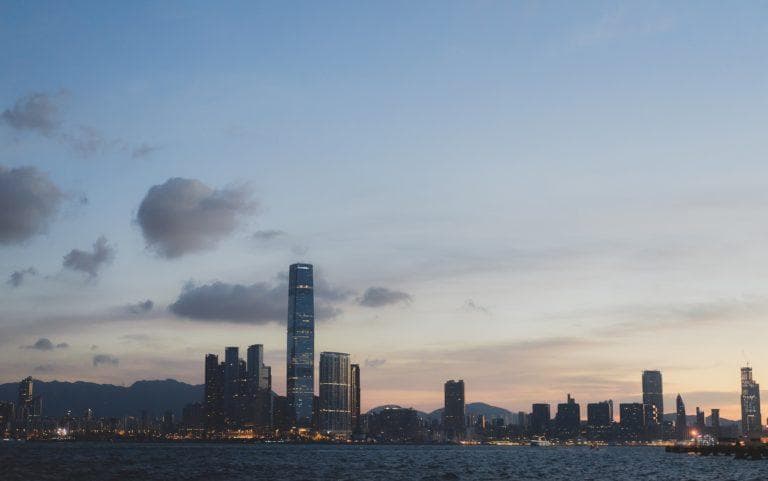AI直播带货技巧：如何高效销售商品