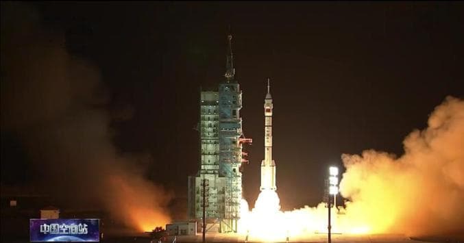 神舟十九号发射成功：6.5小时对接空间站，多项技术升级