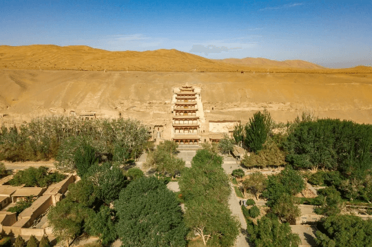 中国石窟建筑代表有哪些？