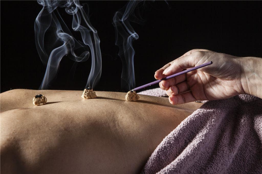 阳气不足艾灸哪里？详解艾灸补阳的关键穴位与操作指南
