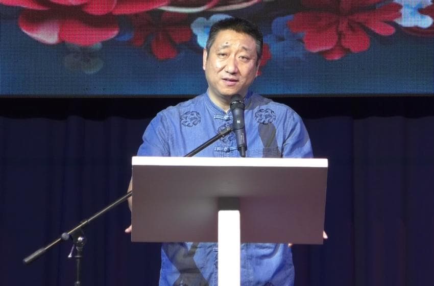 苏里南中侨文化中心举办2024年第十一届春节联欢晚会