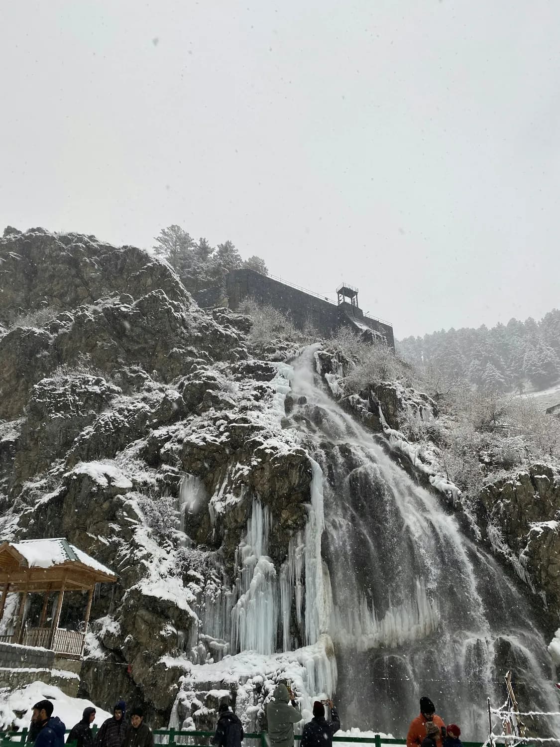 新泰莲花山冬季旅游指南：保暖攻略大揭秘