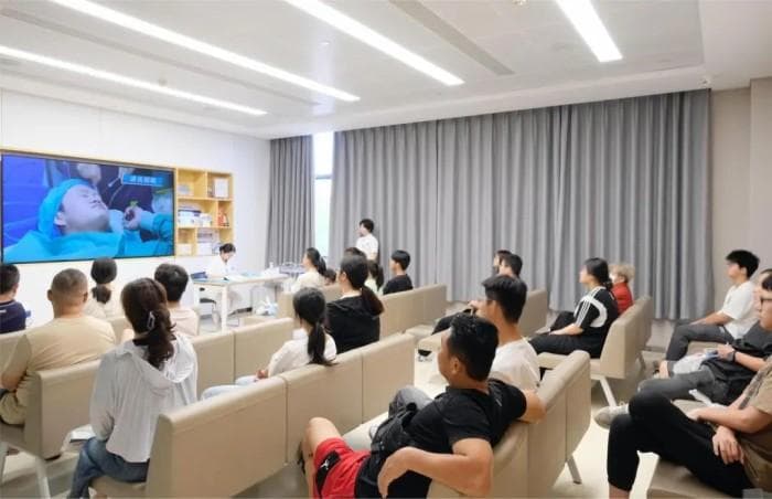 暑期摘镜总动员|近视手术方式那么多，到底应该怎么选？