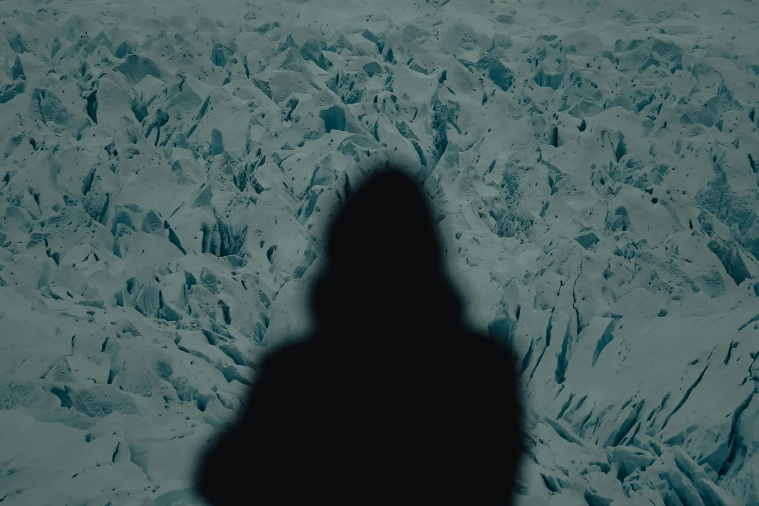 琼恩·雪诺的心理成长之路：从私生子到北境之王