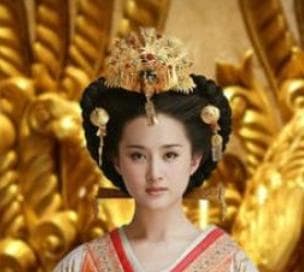 历史上真实的金屋藏娇：一段被包装的爱情与皇权之争