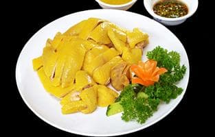 广西十大特色美食：从白切鸡到酥炸沙虫，每一道都是味觉盛宴