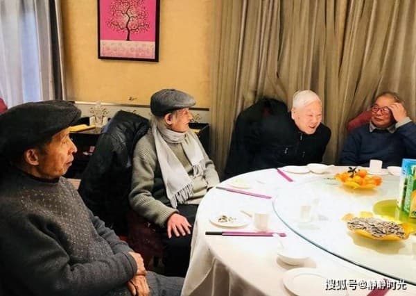当你老了，去兄弟姐妹家吃顿饭，就会明白这3件事