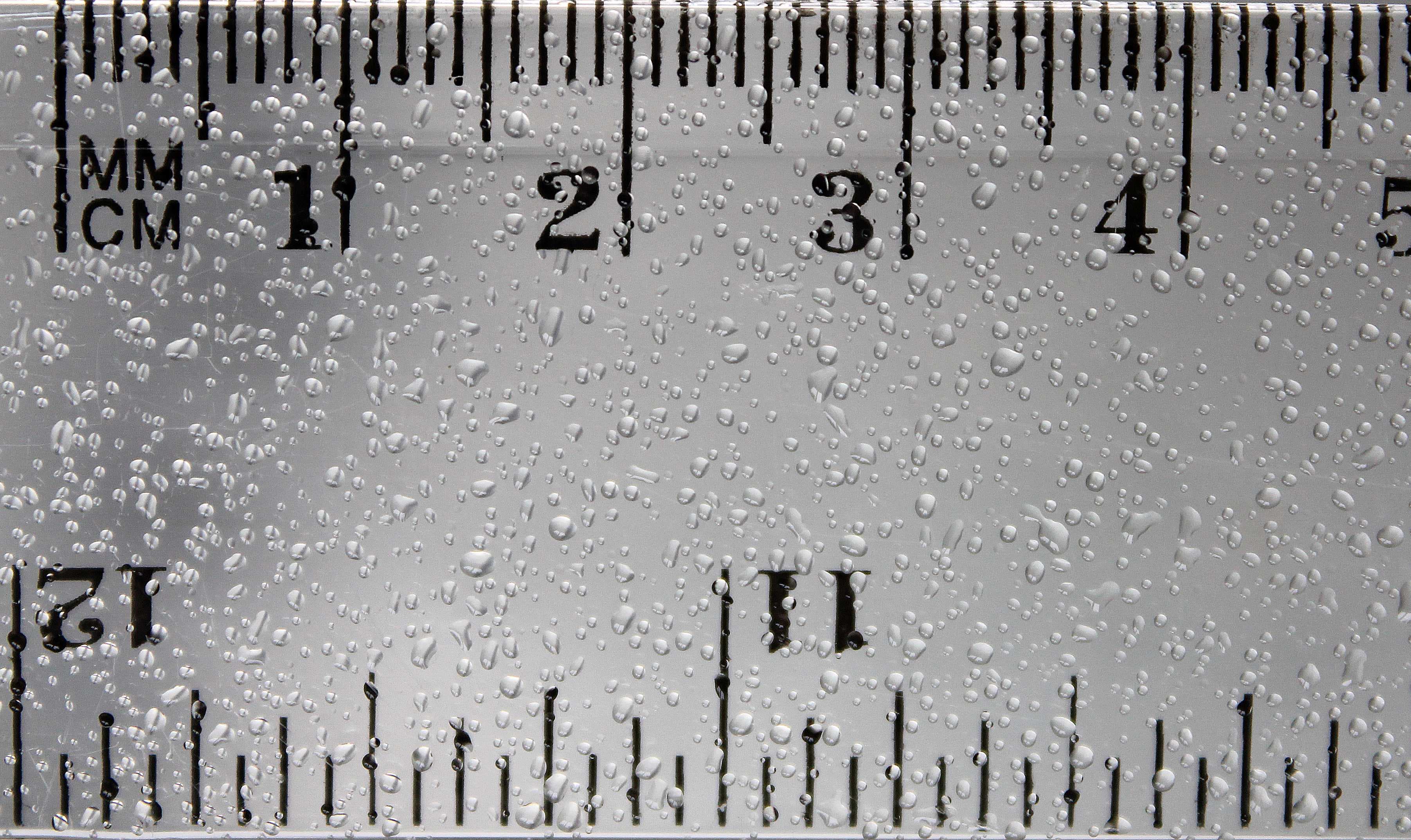 毛毛雨：极细水滴的科学定义与特征