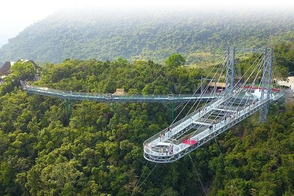 三亚呀诺达热带雨林游玩攻略：特色景点与实用建议全解析