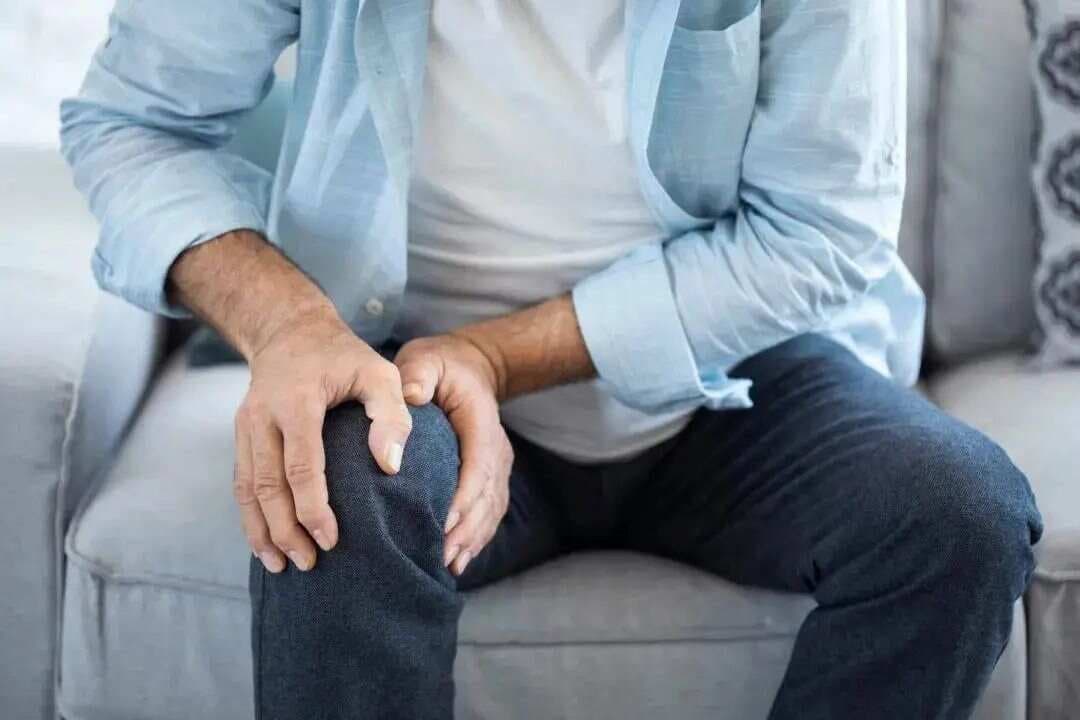 破解帕金森用药"魔鬼三角"：疗效、副作用、耐药性的博弈艺术