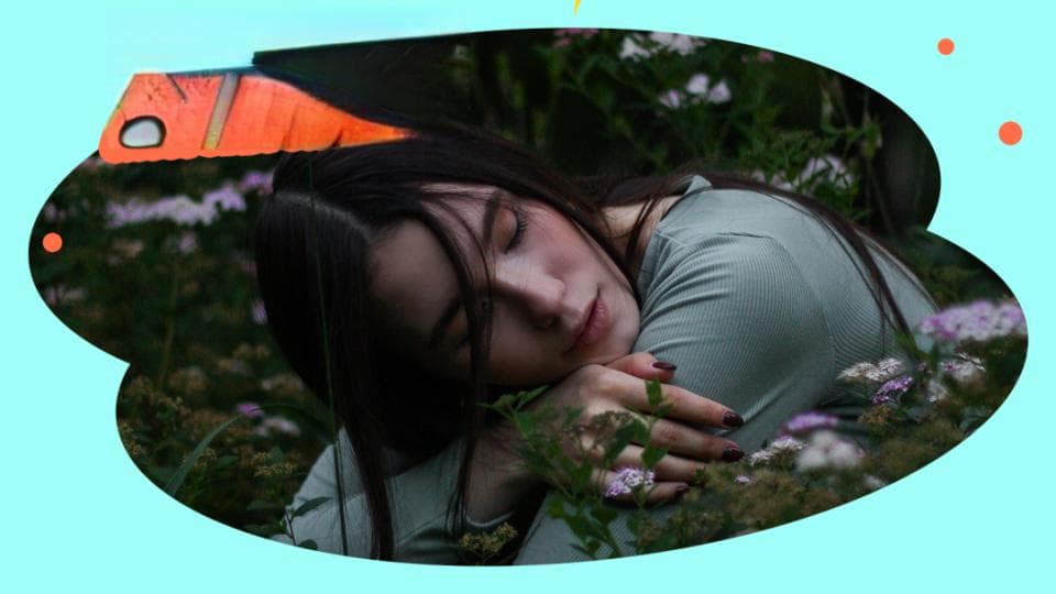 女性绝经不是突然停止，这些症状预示着绝经将至
