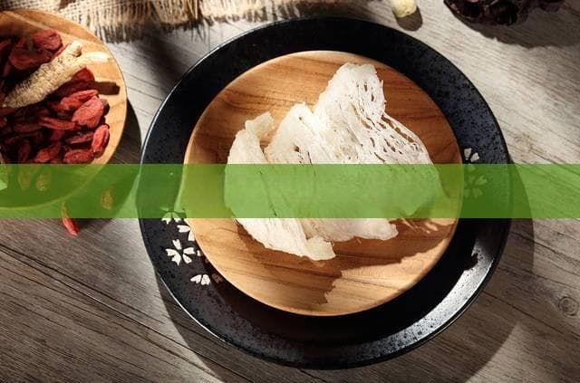 冬季食用燕窝全攻略：4款养生饮品制作详解