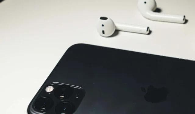 清洁 AirPods 麦克风的分步指南