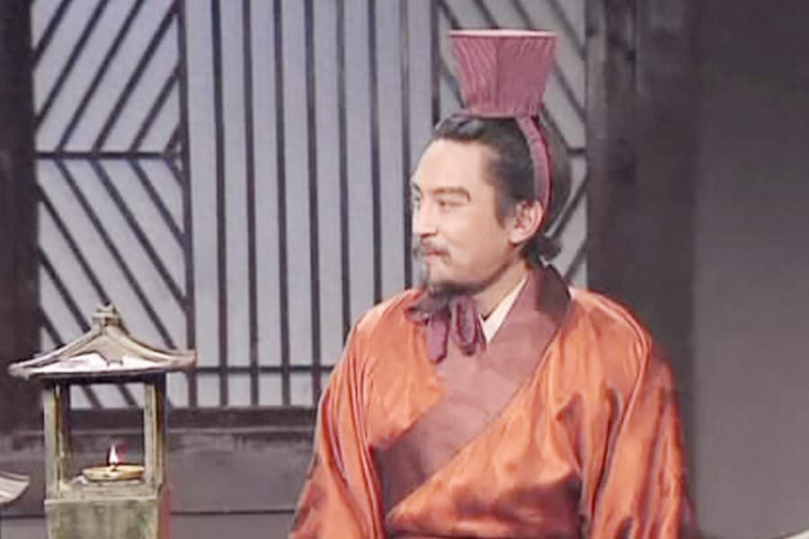 毛主席眼中的三国谋士：诸葛亮与郭嘉谁更胜一筹？