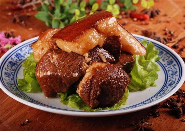 大厨教你“8种”香料的用法，非常详细，再也不担心卤肉不香了！