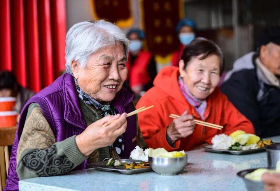 沈阳老年人福利政策全攻略：津贴申领、助餐服务、适老化改造一文详解