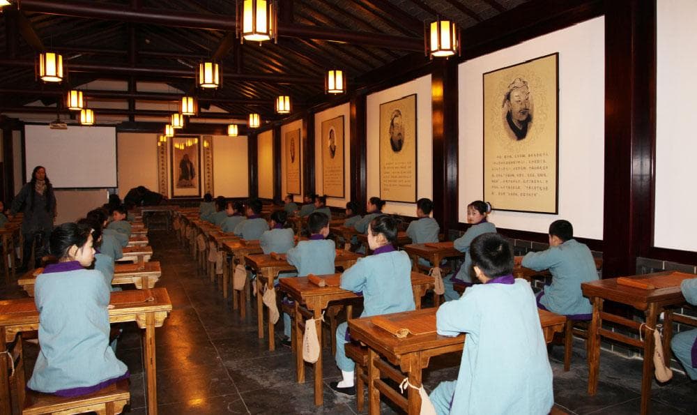 朱子家训与庄子道家思想：国学经典中的智慧与启示