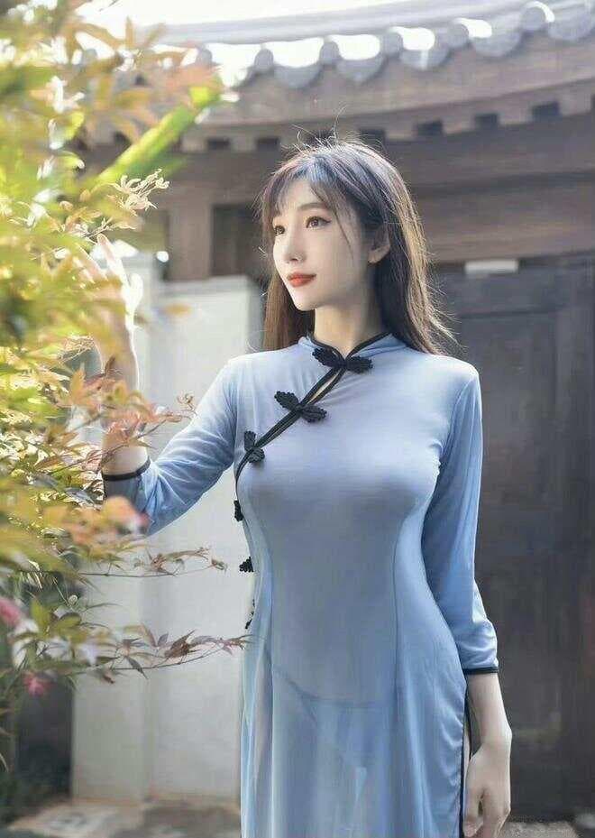 旗袍美学浅析：从线条到文化的整体造型之美