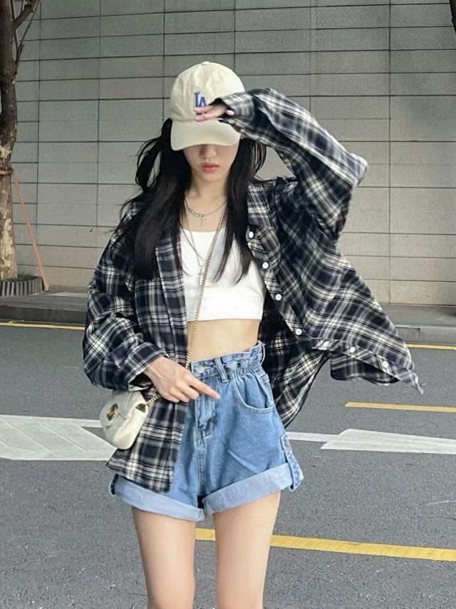 喜欢“格子”元素，但又不知道选什么衣服？这四种单品值得尝试