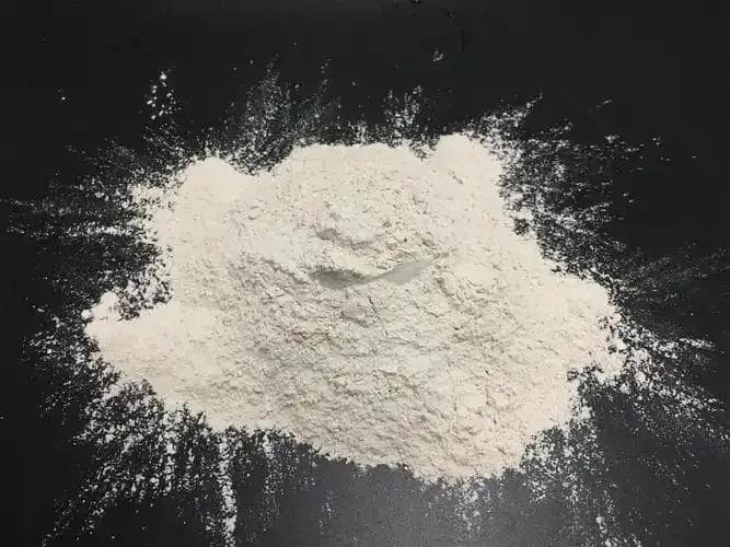 种地撒点“生石灰”用处大，农户经常错误使用，帮倒忙，太可惜！