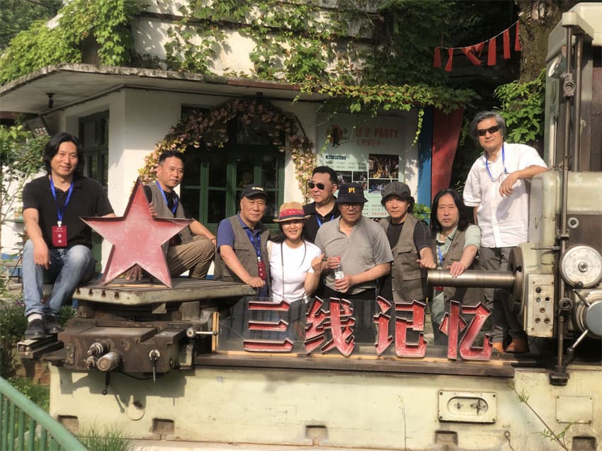 文旅新地标丨丹青描绘“三线记忆” 奋进助力西部大开发