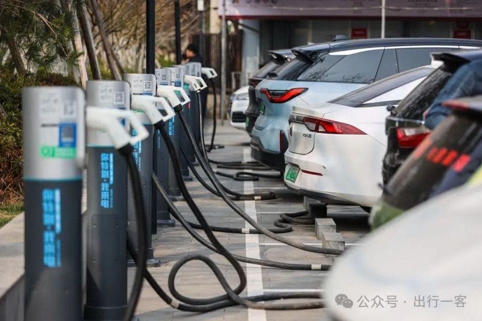 怎么现在的网约车，都是电车啊