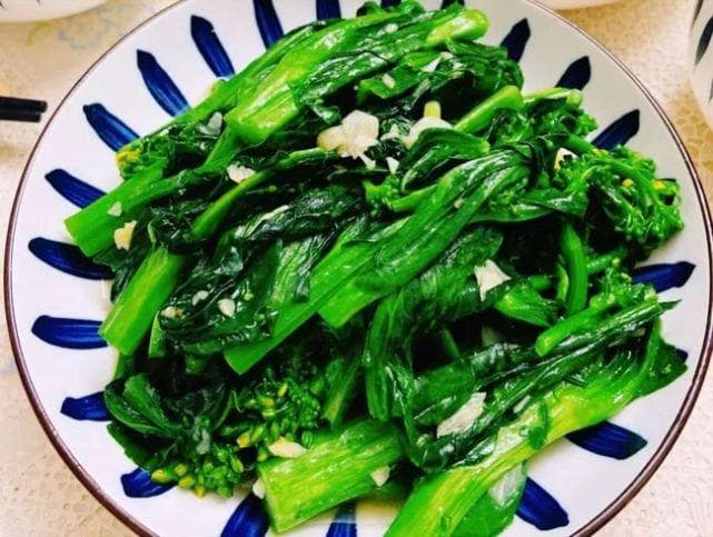 清淡饮食指南：五项原则和三项措施助你吃得更健康