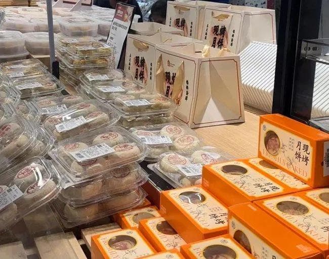 月圆中秋：传承与创新中的文化自信之旅