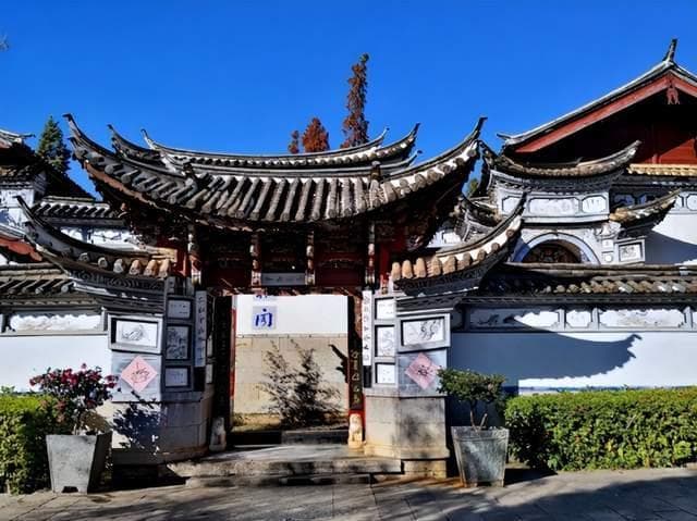 中国少数民族-纳西族民居的建筑特色