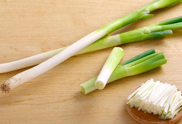 十大上火食物排行榜：大蒜上榜，第六适合冬季吃