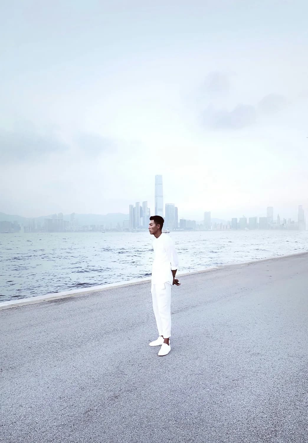 周柏豪《小白》：一首温暖全网的治愈之歌