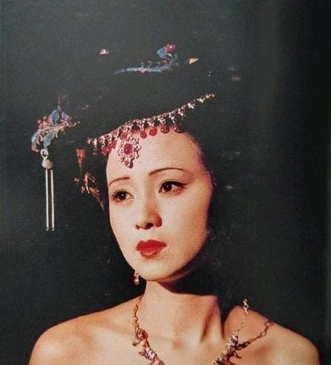 秦可卿之谜：心病深锁的贵族女子，家族荣辱的悲歌