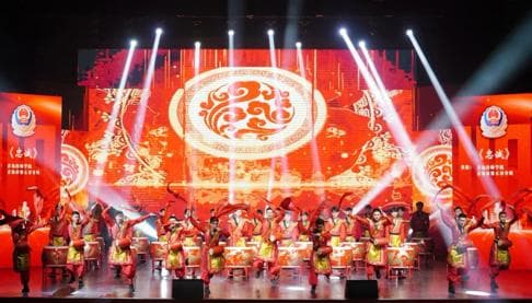 青岛市公安局即墨分局举办庆祝第五个中国人民警察节文艺汇演