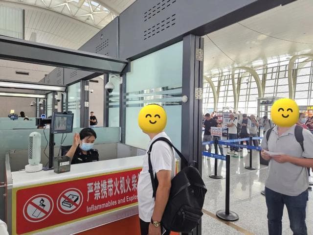 老赖身负"限高令"想坐飞机，篡改身份信息乘机被行拘