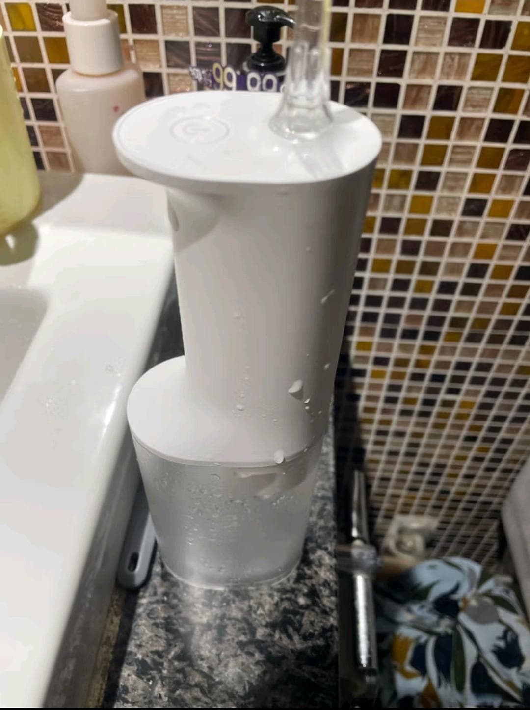 冲牙器VS牙刷，谁更适合你？