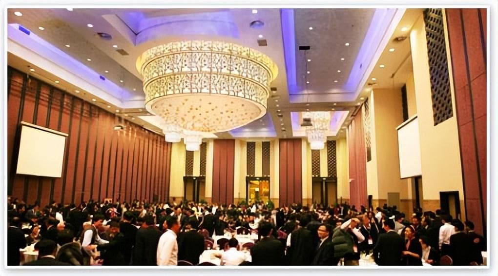 半导体光电子器件行业深度分析：六家上市公司股东数据透视