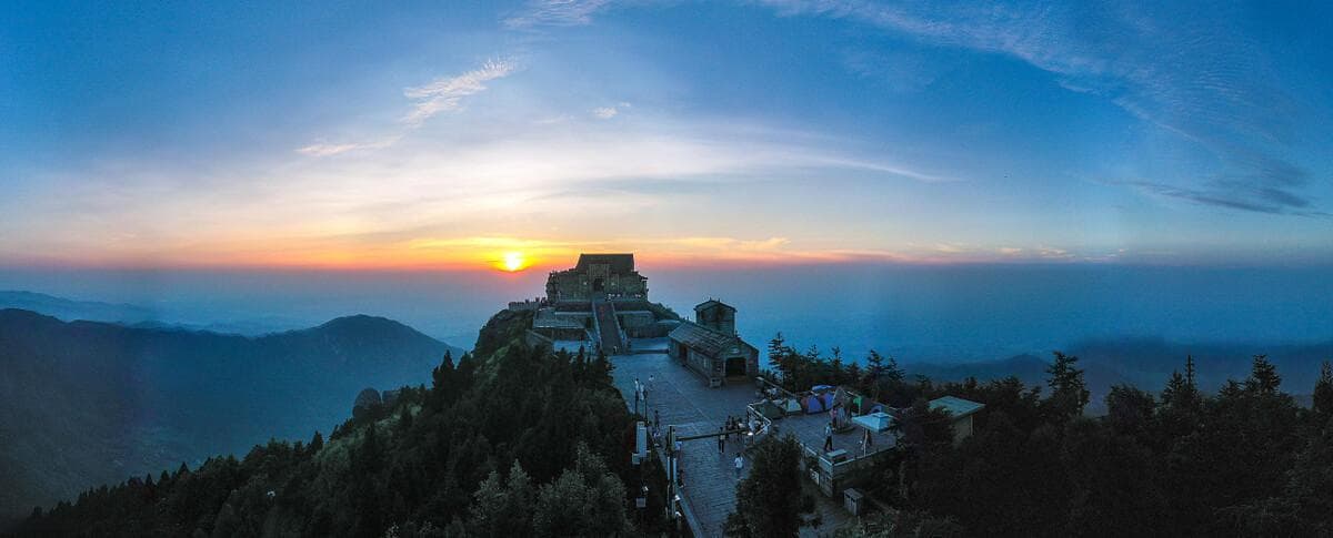 衡山必去的十大景点 名胜古迹、简介，都在这里，建议收藏