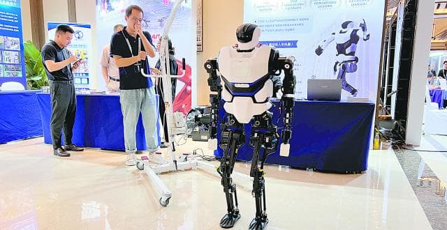 人形机器人未来将如何突破？专家：研发面临三大关键技术及6个主要挑战