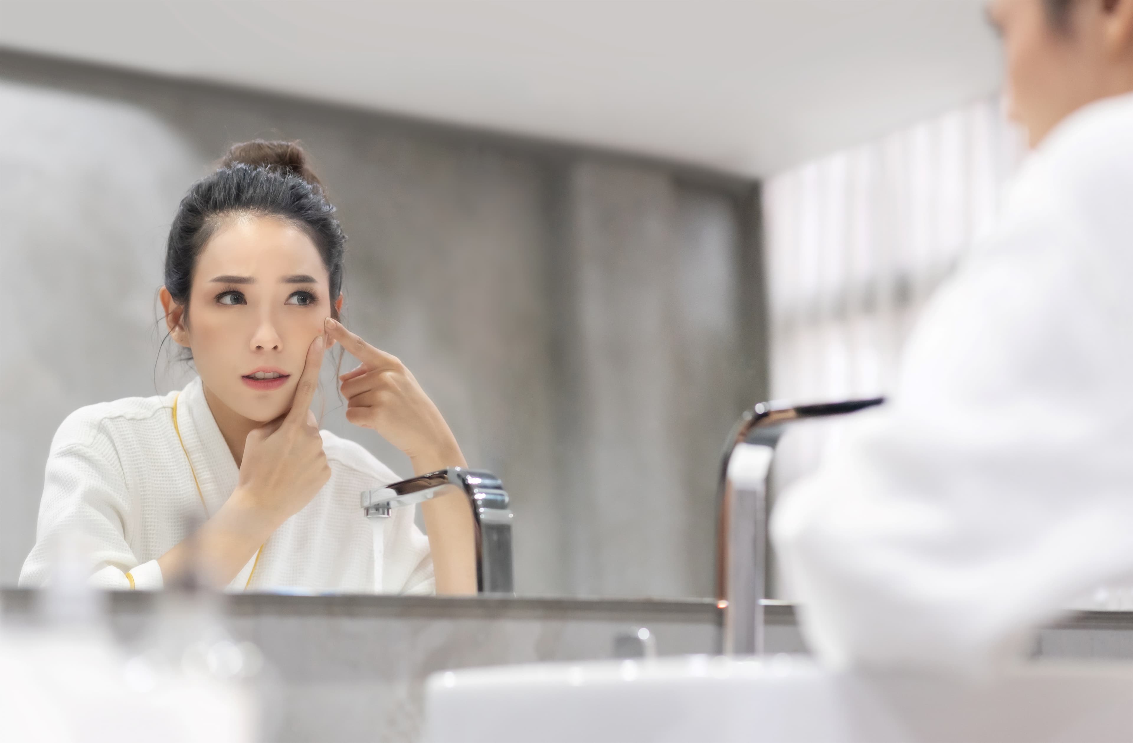 突然长闭锁性粉刺？可能是这些护肤习惯出了问题！