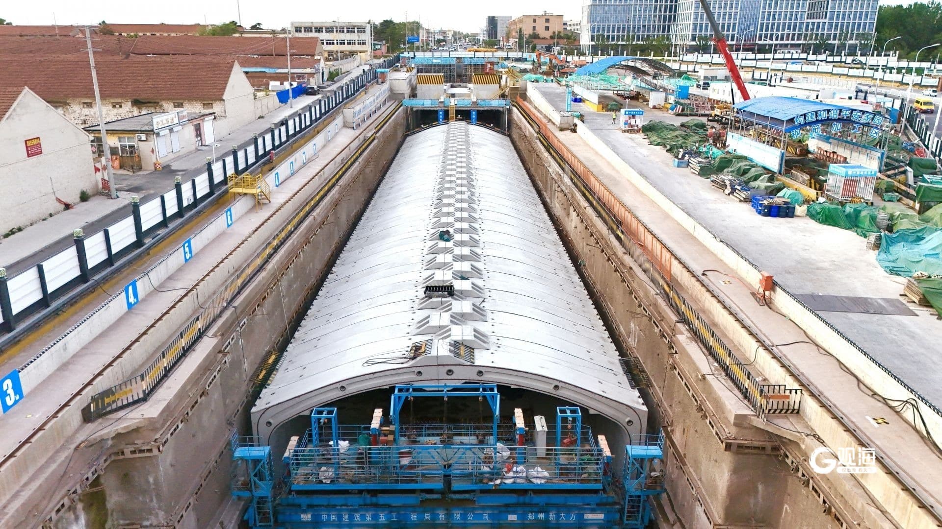 地铁三期线路进场率达到98%！“轨道上的青岛”驶入建设“快车道”