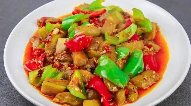 外Y白B患者青睐的软糯烧茄子：兰州南秋利主任的美味秘籍